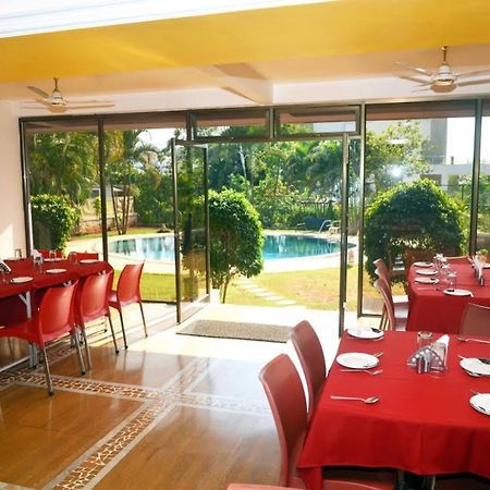 Sapphire Hotell Lonavala Exteriör bild