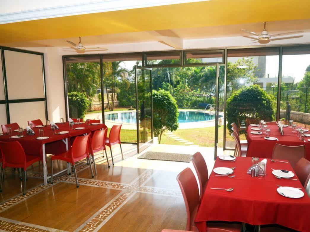 Sapphire Hotell Lonavala Exteriör bild